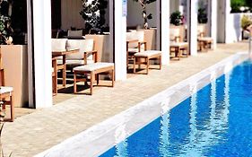 Sveltos Hotel